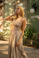 Vestido Resortado Cafe con Leche