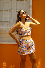 Top Camila