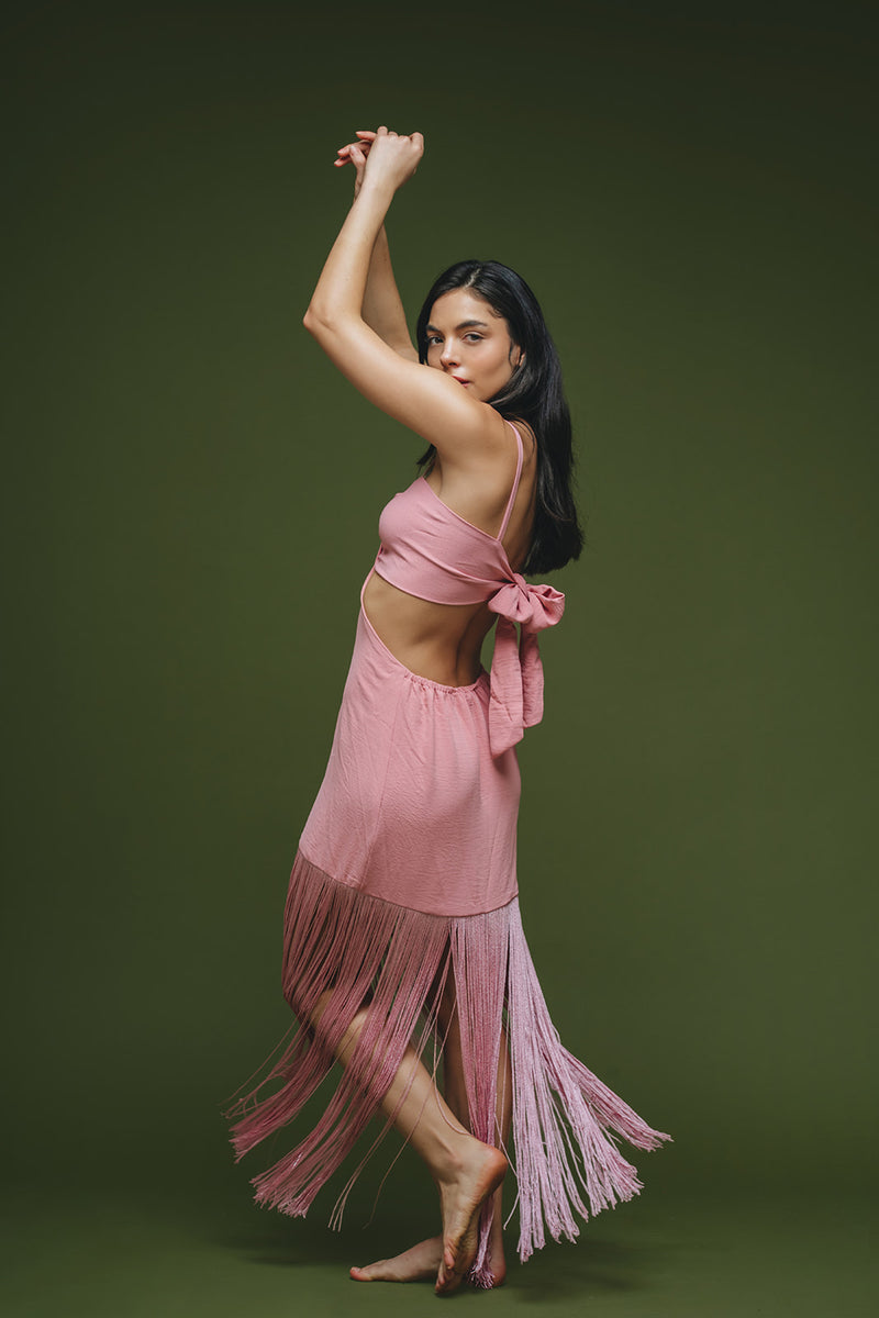 Vestido Cut Out Rosa con flecos